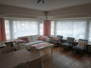 Zonnig appartement met 3 slaapkamers en gratis parking